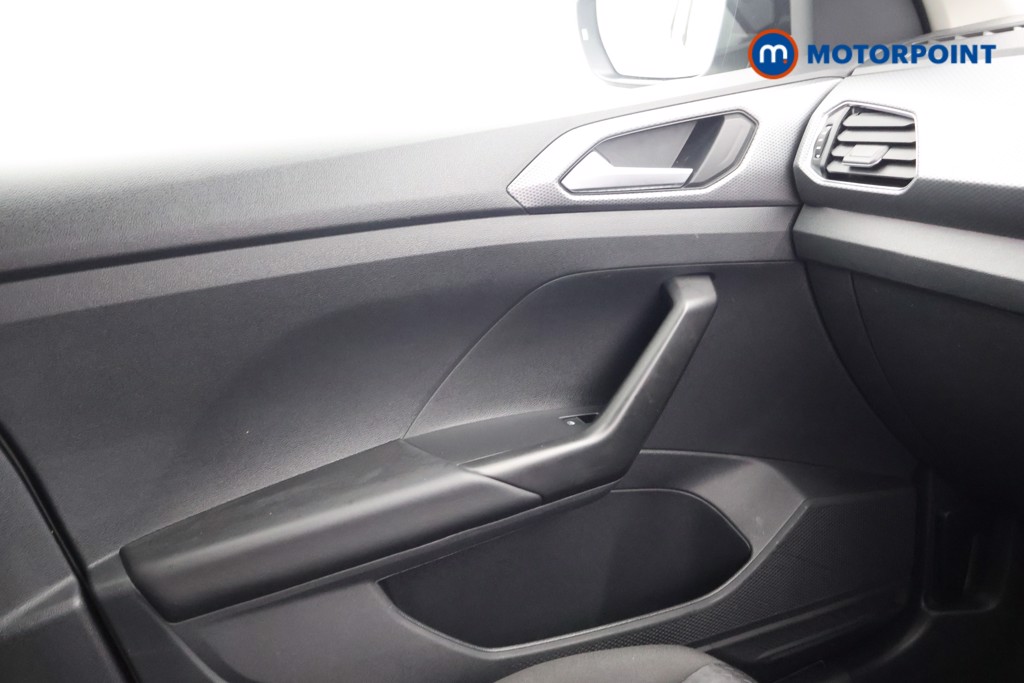 Volkswagen T-Cross Active Manual Petrol SUV - Stock Number (1612117) - 11th supplementary image