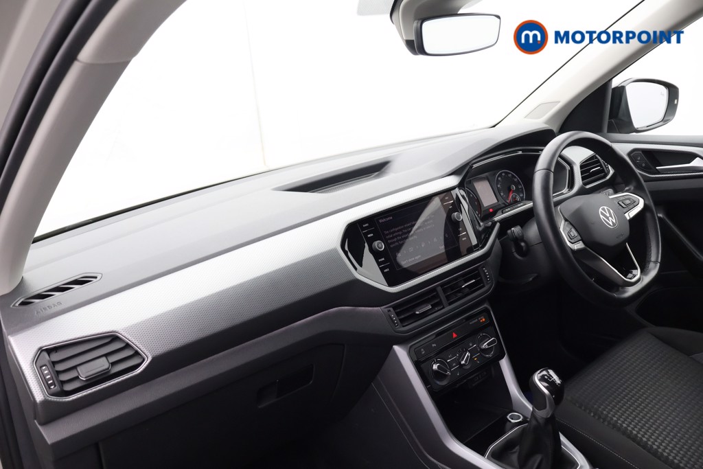 Volkswagen T-Cross Active Manual Petrol SUV - Stock Number (1612117) - 16th supplementary image