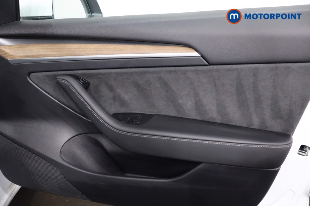 Tesla Model 3 Standard Plus Automatic Electric Saloon - Stock Number (1612142) - 20th supplementary image