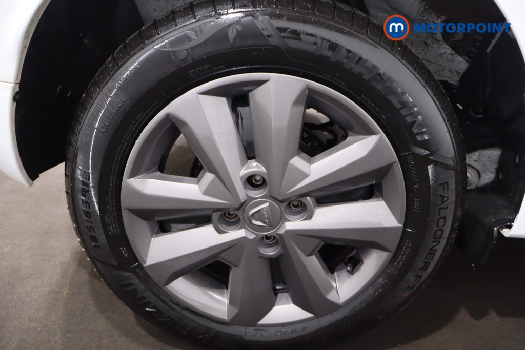 Dacia Sandero Comfort Manual Petrol Hatchback - Stock Number (1612968) - 9th supplementary image