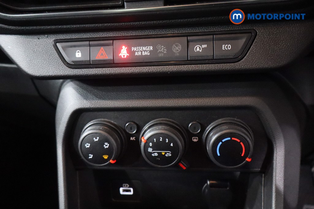 Dacia Sandero Comfort Manual Petrol Hatchback - Stock Number (1612968) - 20th supplementary image