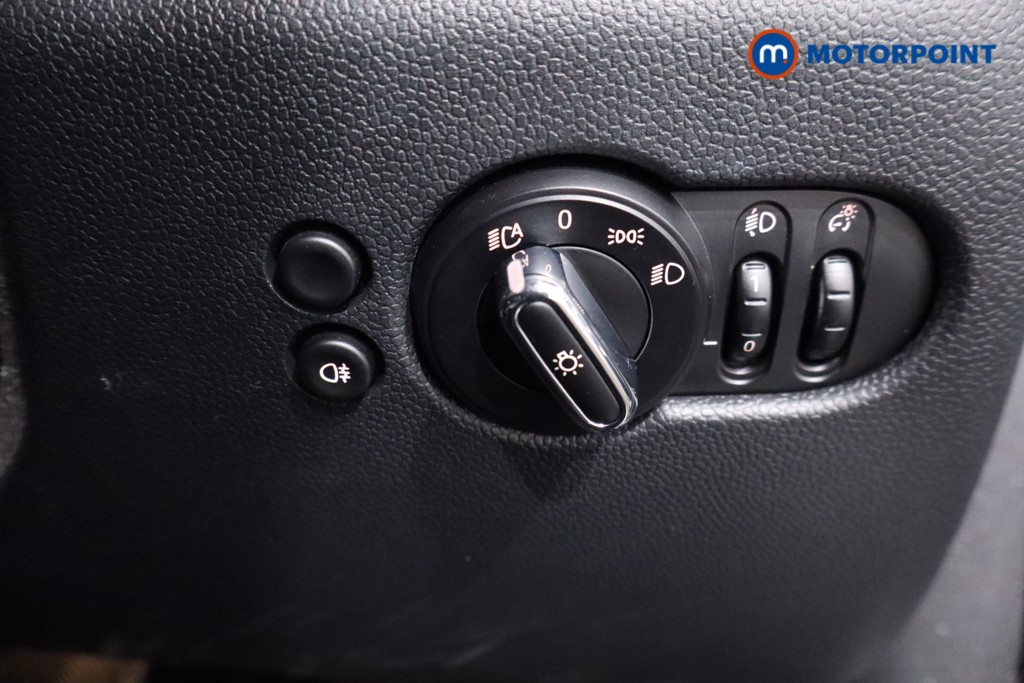 Mini Hatchback Cooper Classic Automatic Petrol Hatchback - Stock Number (1613139) - 17th supplementary image