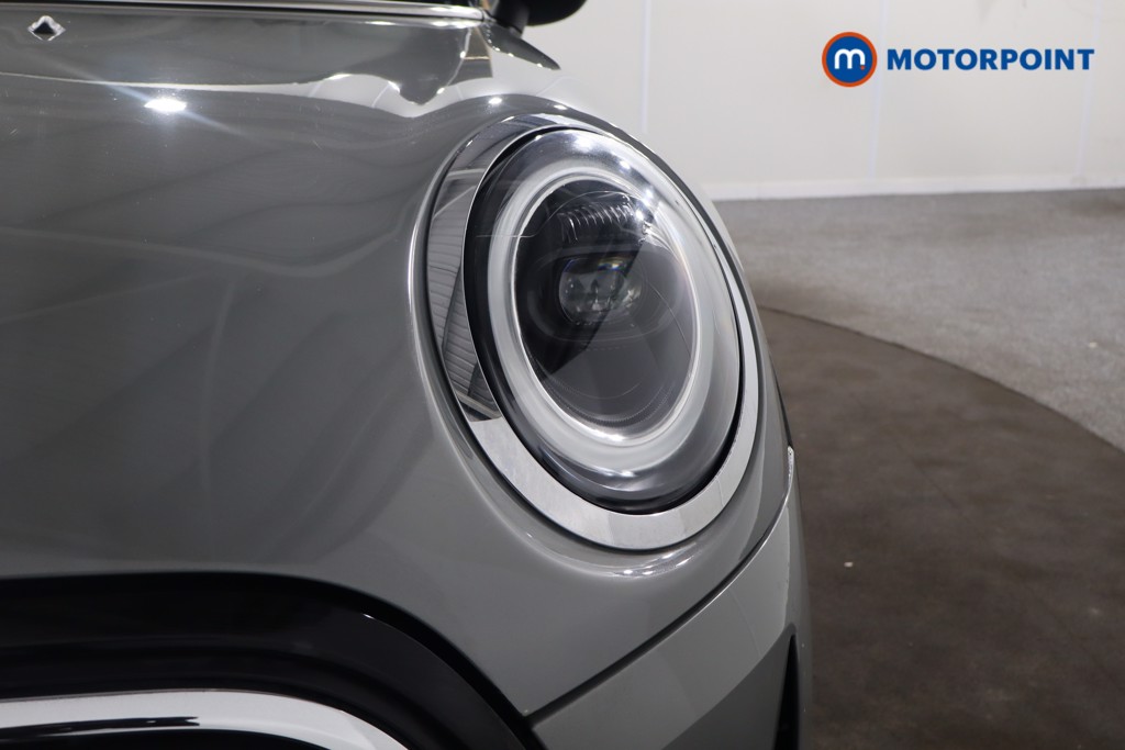 Mini Hatchback Cooper Classic Automatic Petrol Hatchback - Stock Number (1613139) - 32nd supplementary image