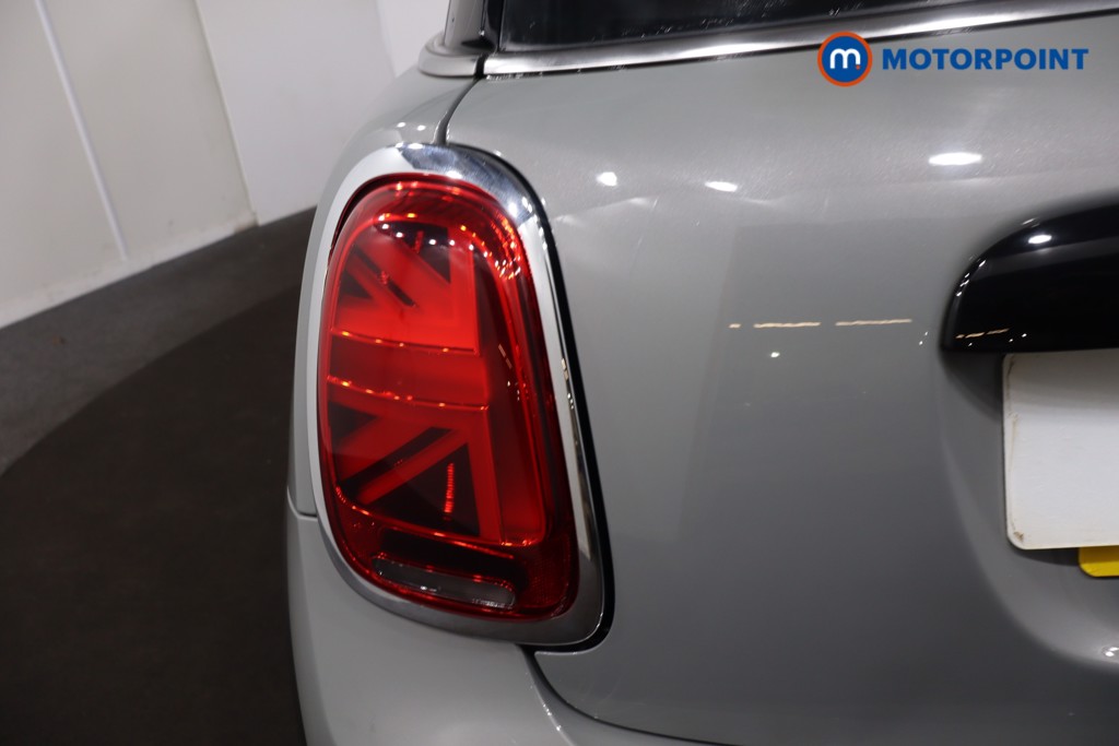 Mini Hatchback Cooper Classic Automatic Petrol Hatchback - Stock Number (1613139) - 37th supplementary image