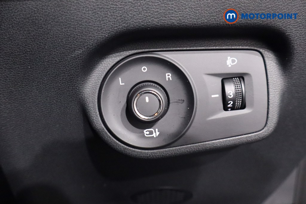 Mg Motor Uk ZS Trophy Automatic Petrol-Electric Hybrid SUV - Stock Number (1613143) - 18th supplementary image