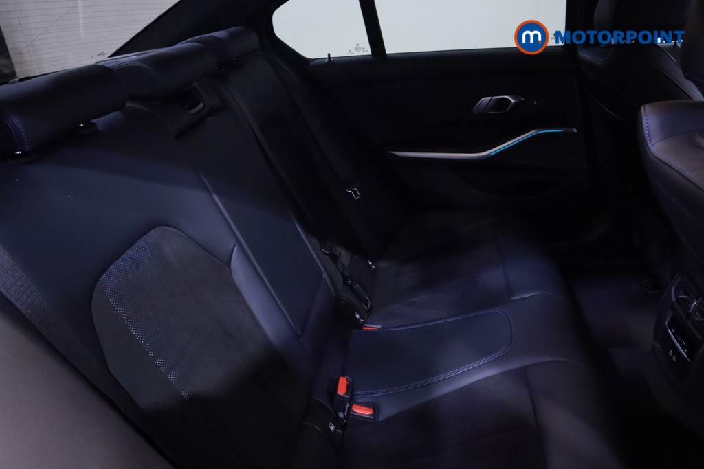 BMW 3 Series M Sport Automatic Petrol Plug-In Hybrid Saloon - Stock Number (1613177) - 7th supplementary image