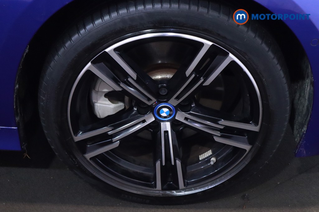 BMW 3 Series M Sport Automatic Petrol Plug-In Hybrid Saloon - Stock Number (1613177) - 11th supplementary image