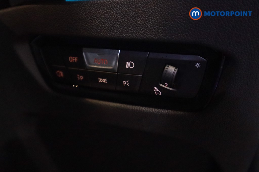 BMW 3 Series M Sport Automatic Petrol Plug-In Hybrid Saloon - Stock Number (1613177) - 15th supplementary image