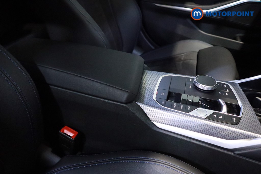 BMW 3 Series M Sport Automatic Petrol Plug-In Hybrid Saloon - Stock Number (1613177) - 23rd supplementary image