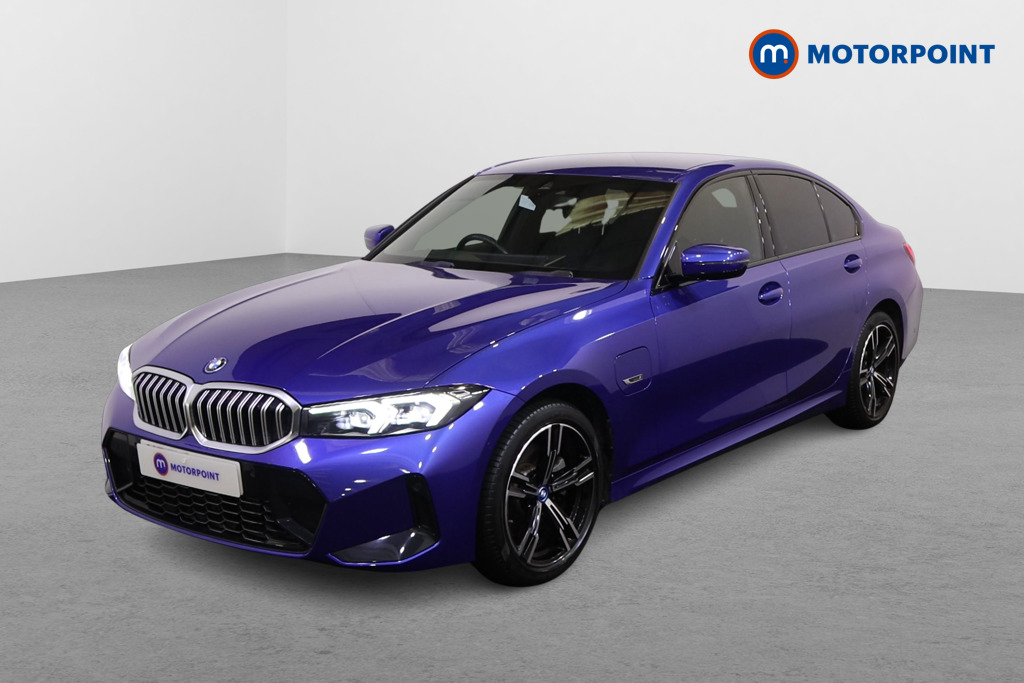 BMW 3 Series M Sport Automatic Petrol Plug-In Hybrid Saloon - Stock Number (1613177) - Passenger side front corner