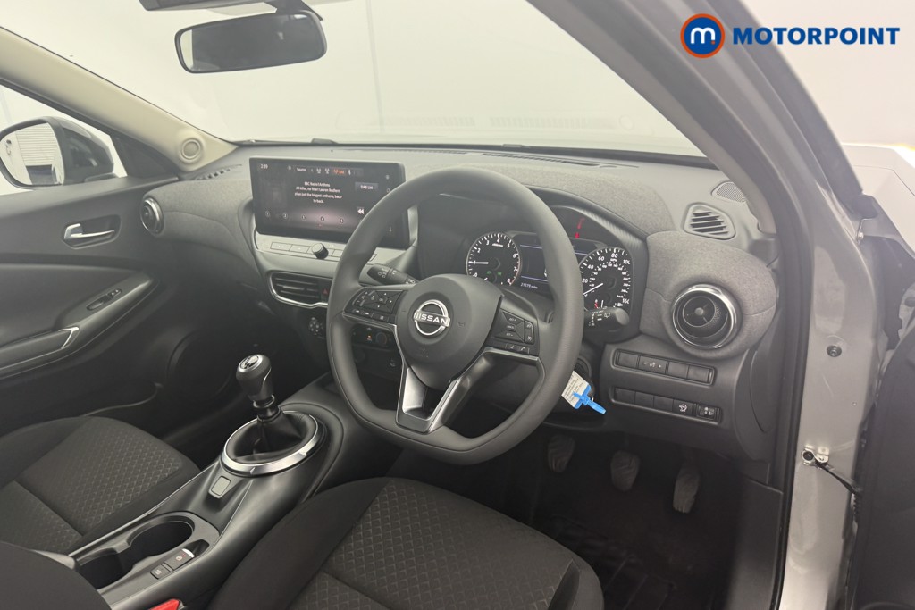 Nissan Juke Acenta Premium Manual Petrol SUV - Stock Number (1613400) - 2nd supplementary image