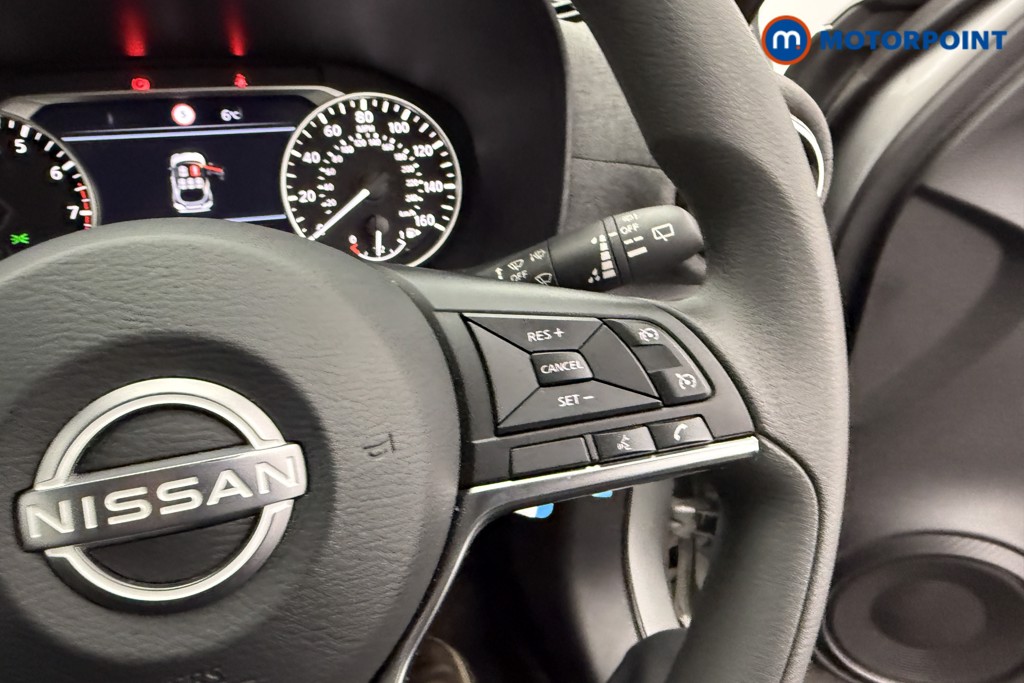 Nissan Juke Acenta Premium Manual Petrol SUV - Stock Number (1613400) - 10th supplementary image