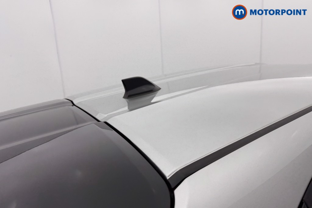 Nissan Juke Acenta Premium Manual Petrol SUV - Stock Number (1613400) - 14th supplementary image