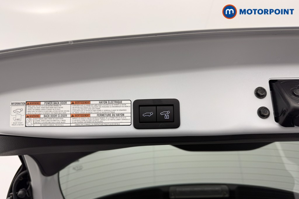 Toyota Yaris Cross Excel Automatic Petrol-Electric Hybrid Estate - Stock Number (1613441) - 24th supplementary image