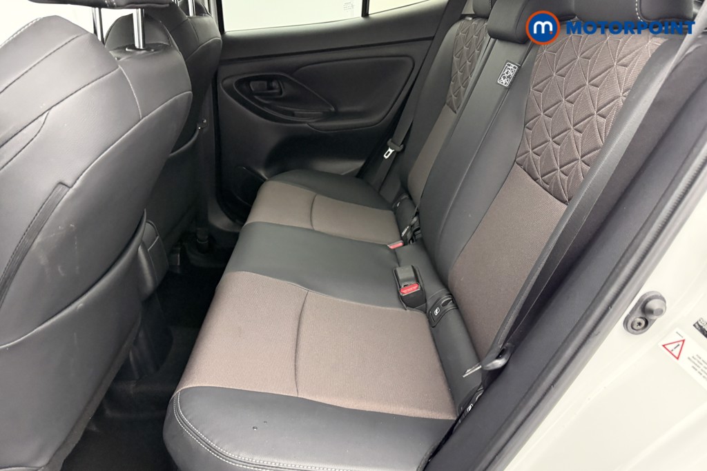 Toyota Yaris Cross Excel Automatic Petrol-Electric Hybrid Estate - Stock Number (1613441) - 26th supplementary image