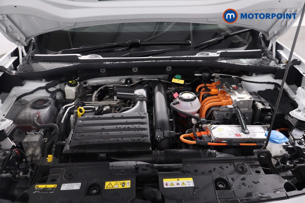 Cupra Formentor V1 Automatic Petrol Plug-In Hybrid SUV - Stock Number (1613992) - 34th supplementary image