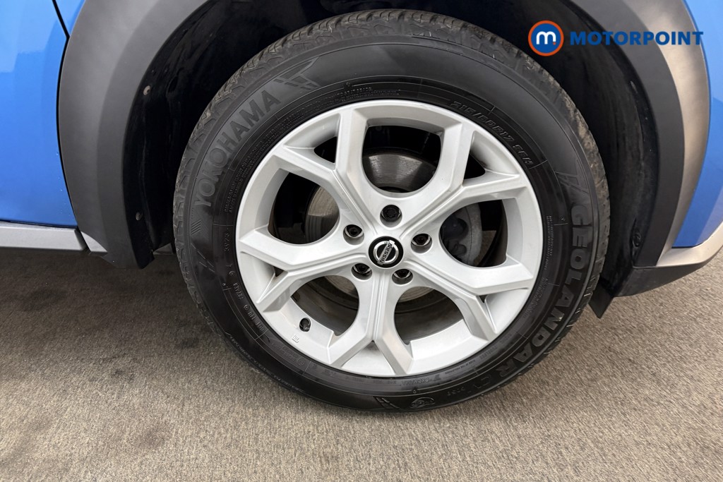 Nissan Juke N-Connecta Manual Petrol SUV - Stock Number (1581095) - 23rd supplementary image