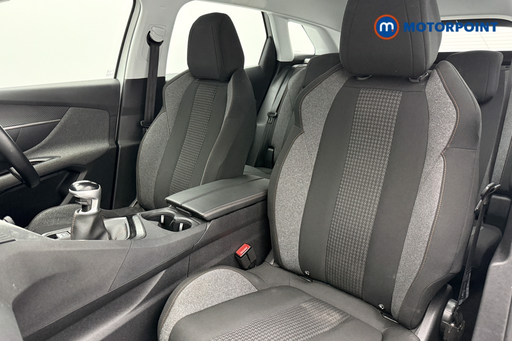Peugeot 3008 Active Manual Diesel SUV - Stock Number (1587684) - 3rd supplementary image