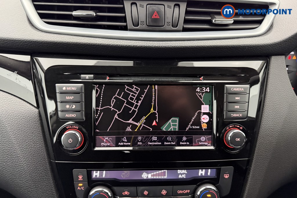 Nissan Qashqai Acenta Premium Automatic Diesel SUV - Stock Number (1597681) - 2nd supplementary image