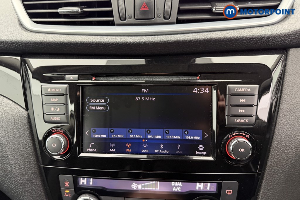 Nissan Qashqai Acenta Premium Automatic Diesel SUV - Stock Number (1597681) - 6th supplementary image