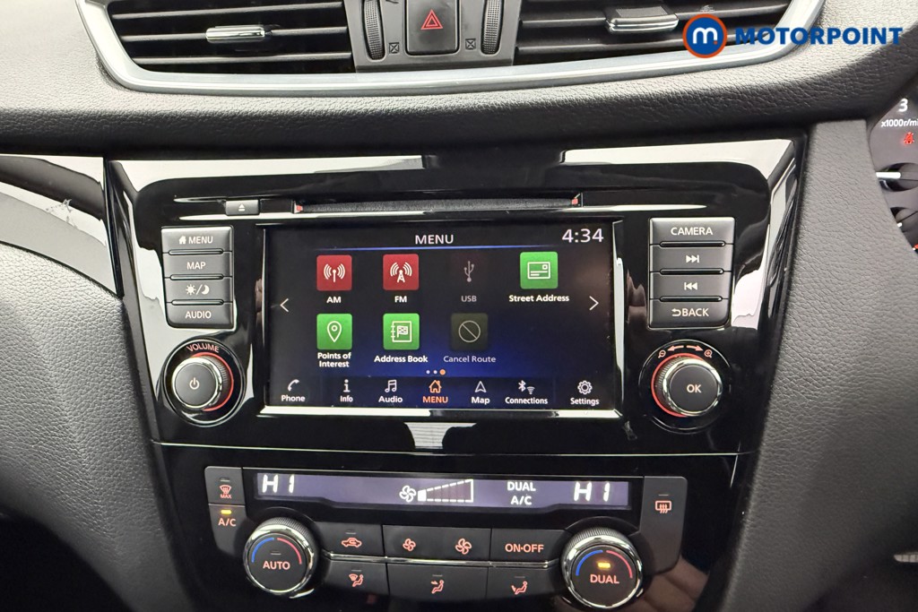 Nissan Qashqai Acenta Premium Automatic Diesel SUV - Stock Number (1597681) - 9th supplementary image