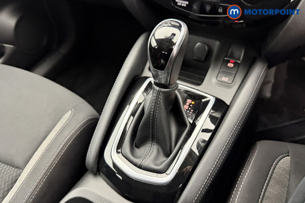 Nissan Qashqai Acenta Premium Automatic Diesel SUV - Stock Number (1597681) - 12th supplementary image