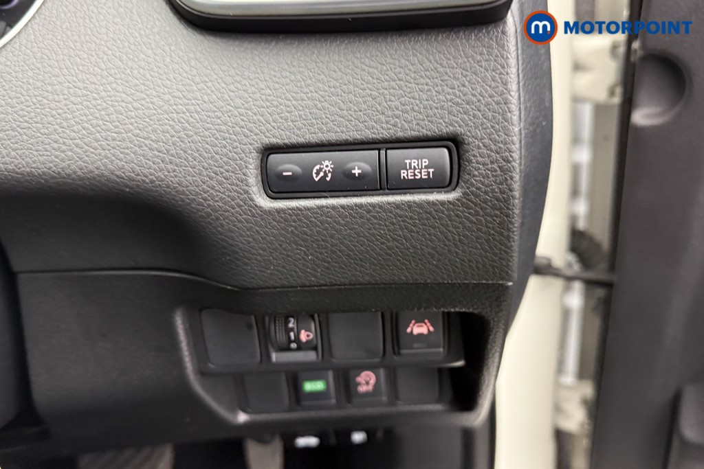 Nissan Qashqai Acenta Premium Automatic Diesel SUV - Stock Number (1597681) - 15th supplementary image