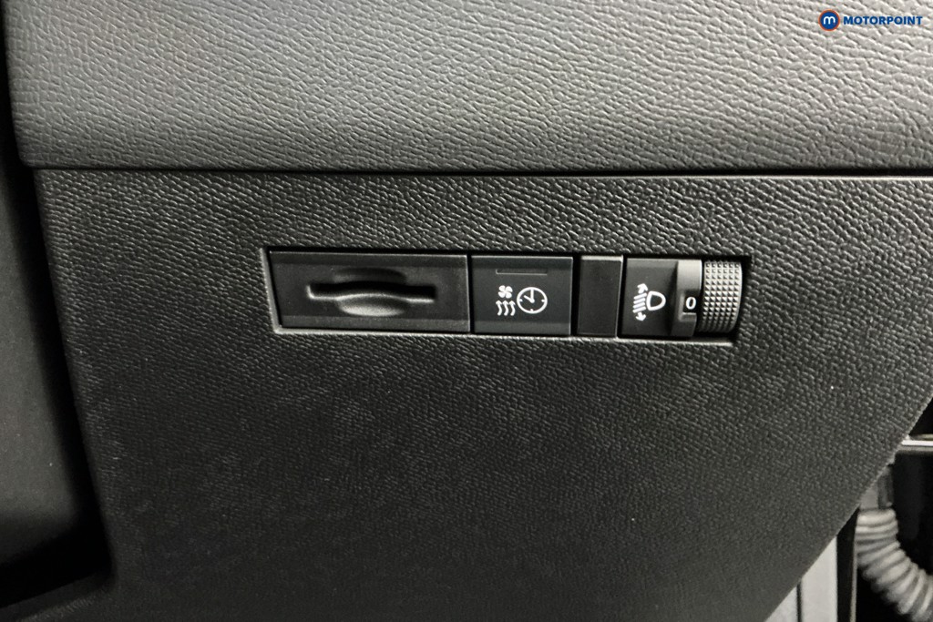 Vauxhall Astra Griffin Automatic Electric Hatchback - Stock Number (1598622) - 26th supplementary image