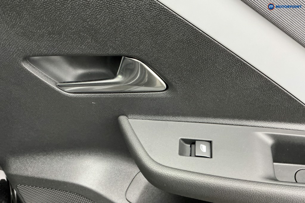 Vauxhall Astra Griffin Automatic Electric Hatchback - Stock Number (1598622) - 30th supplementary image