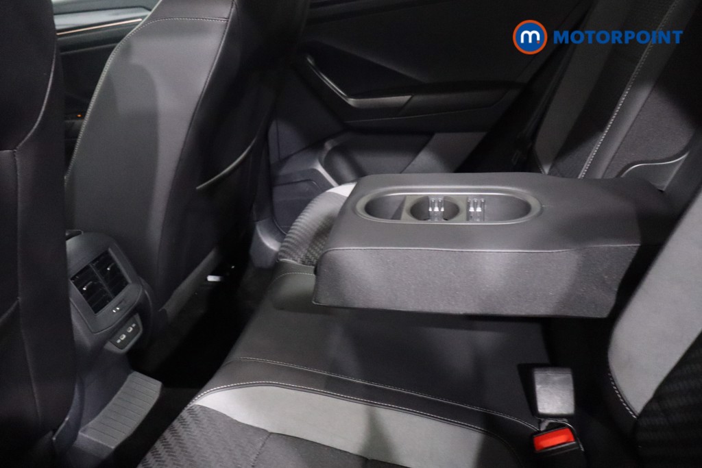 Volkswagen T-Roc R-Line Manual Diesel SUV - Stock Number (1600168) - 31st supplementary image
