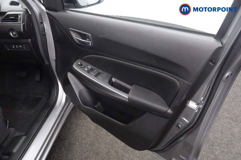 Suzuki Swift SZ5 Automatic Petrol Hatchback - Stock Number (1601086) - 11th supplementary image