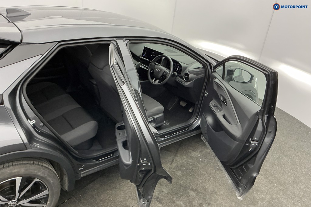 Toyota C-Hr Design Automatic Petrol Plug-In Hybrid SUV - Stock Number (1603130) - 5th supplementary image