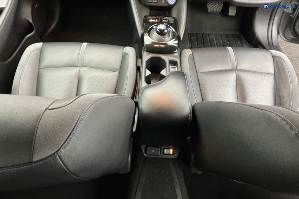 Nissan Leaf Tekna Automatic Electric Hatchback - Stock Number (1604155) - 13th supplementary image