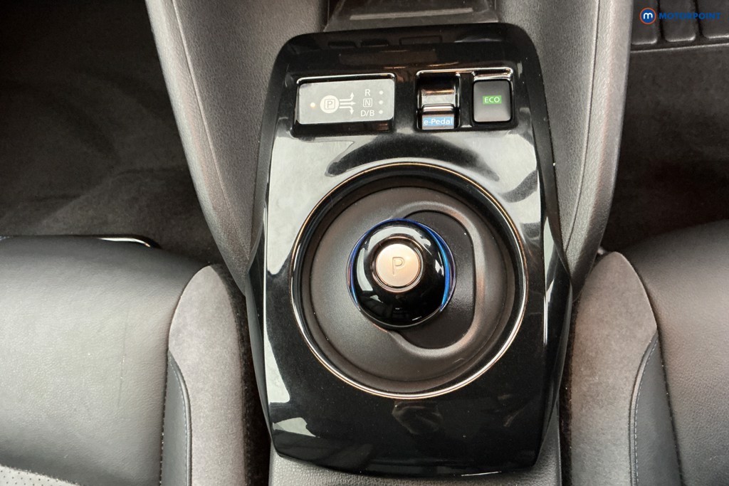 Nissan Leaf Tekna Automatic Electric Hatchback - Stock Number (1604155) - 21st supplementary image