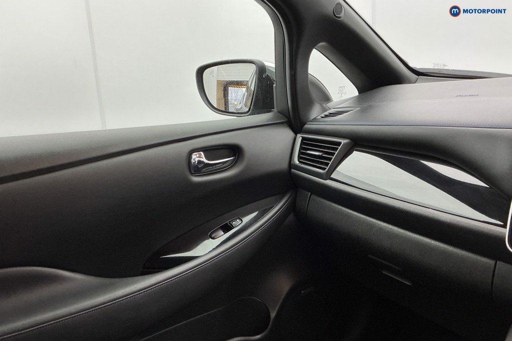 Nissan Leaf Tekna Automatic Electric Hatchback - Stock Number (1604155) - 23rd supplementary image