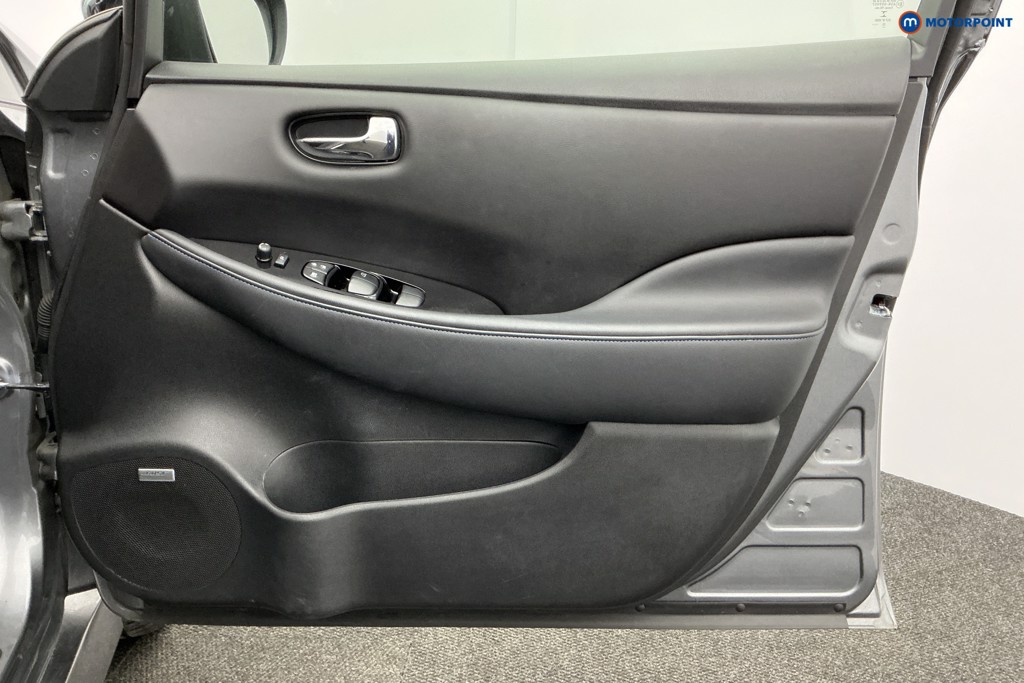 Nissan Leaf Tekna Automatic Electric Hatchback - Stock Number (1604155) - 27th supplementary image