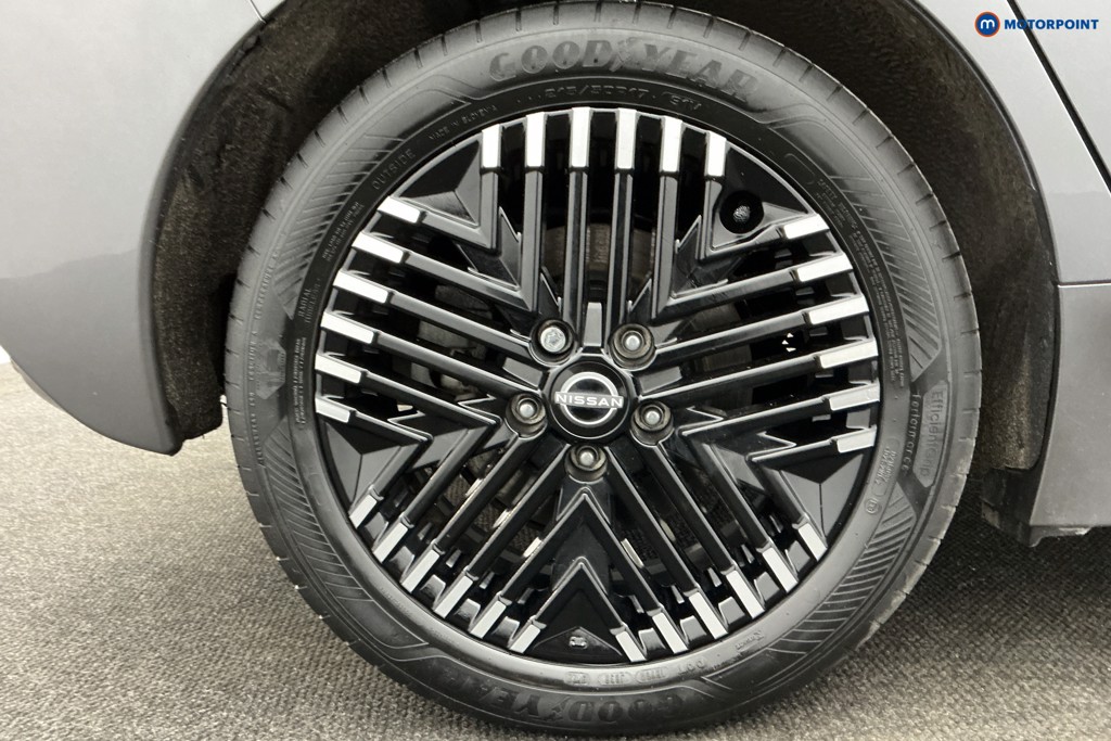 Nissan Leaf Tekna Automatic Electric Hatchback - Stock Number (1604155) - 41st supplementary image