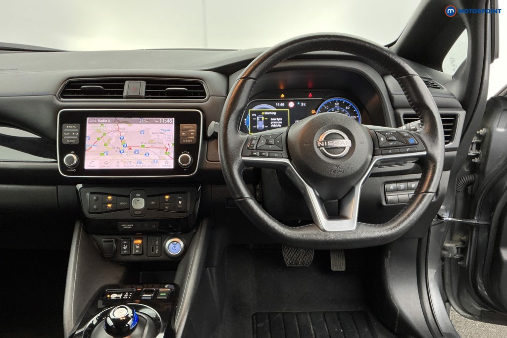 Nissan Leaf Tekna Automatic Electric Hatchback - Stock Number (1604155) - 1st supplementary image