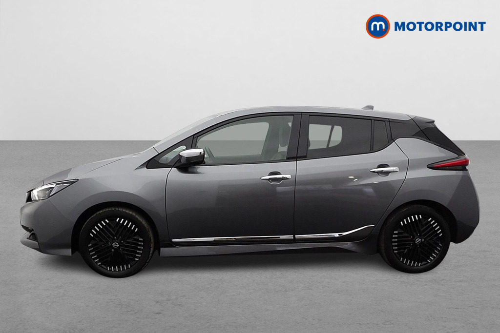 Nissan Leaf Tekna Automatic Electric Hatchback - Stock Number (1604155) - Passenger side