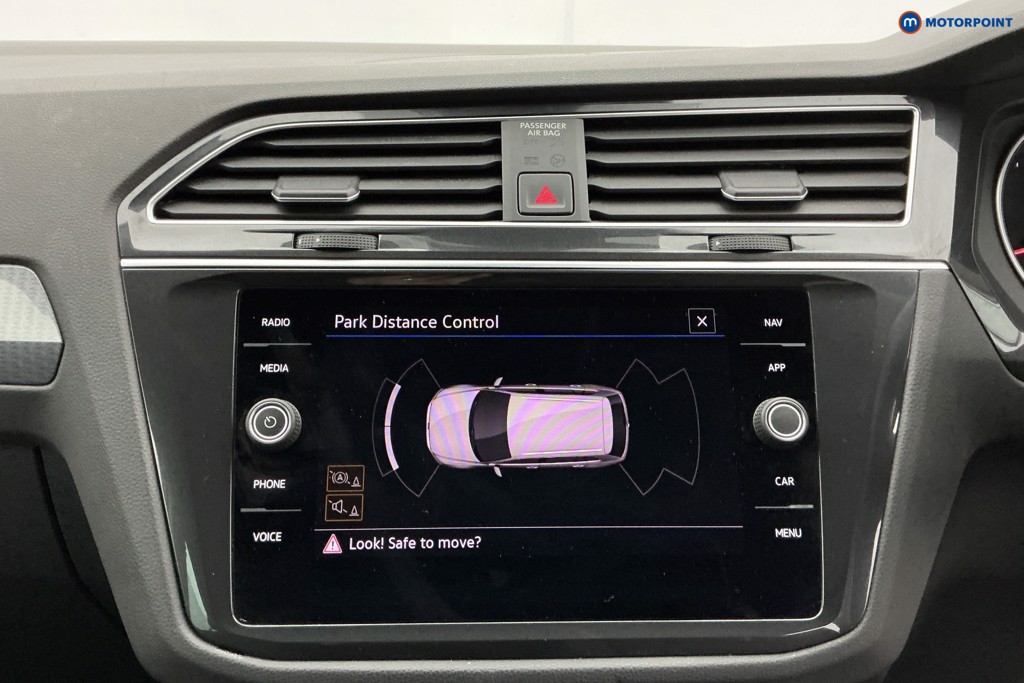 Volkswagen Tiguan Life Manual Petrol SUV - Stock Number (1604879) - 2nd supplementary image