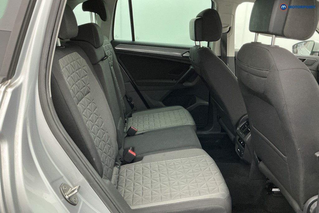 Volkswagen Tiguan Life Manual Petrol SUV - Stock Number (1604879) - 6th supplementary image