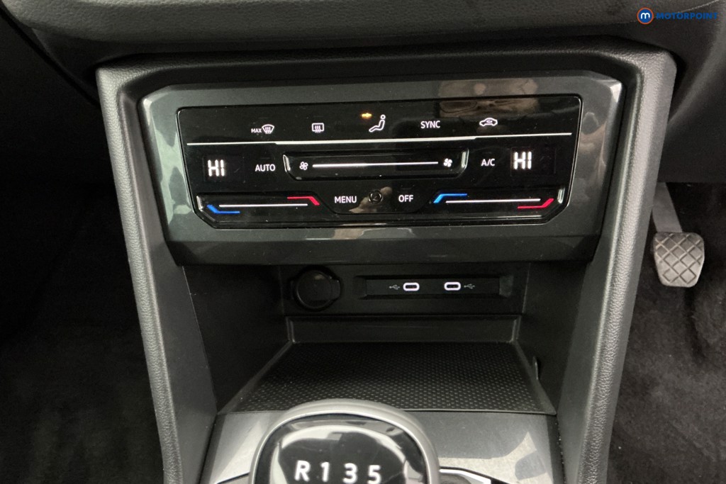 Volkswagen Tiguan Life Manual Petrol SUV - Stock Number (1604879) - 22nd supplementary image