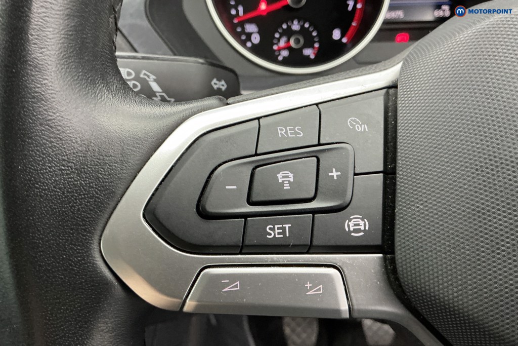 Volkswagen Tiguan Life Manual Petrol SUV - Stock Number (1604879) - 24th supplementary image