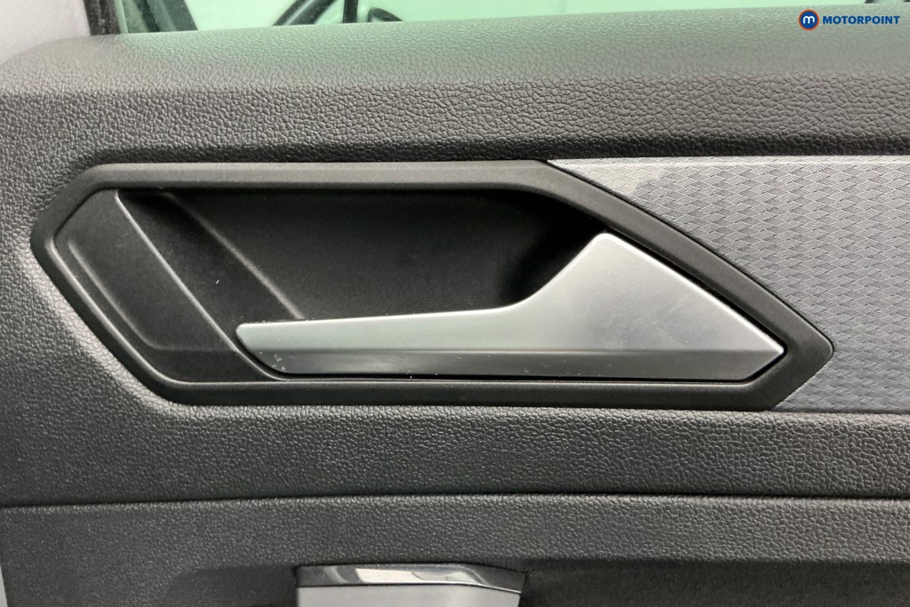 Volkswagen Tiguan Life Manual Petrol SUV - Stock Number (1604879) - 32nd supplementary image