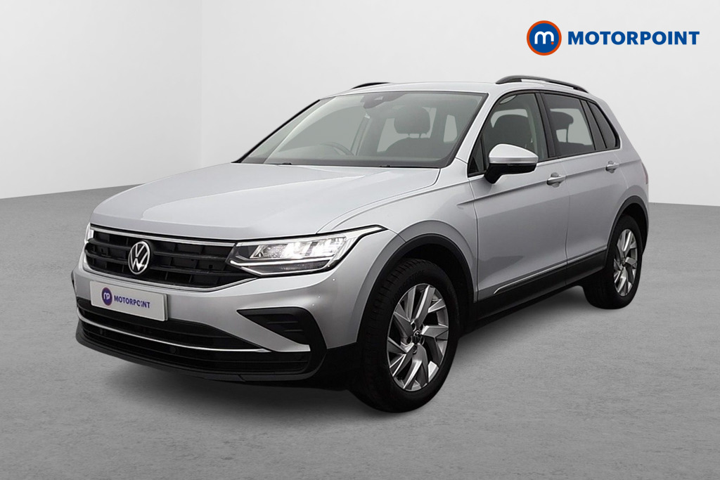 Volkswagen Tiguan Life Manual Petrol SUV - Stock Number (1604879) - Passenger side front corner
