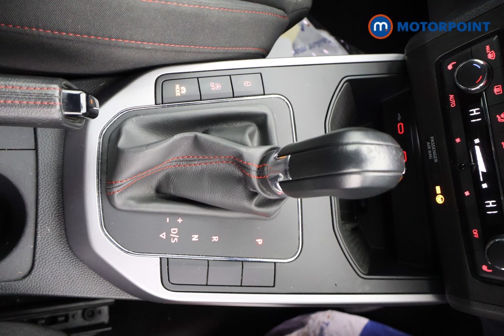 Seat Arona Fr Red Edition Automatic Petrol SUV - Stock Number (1605947) - 9th supplementary image