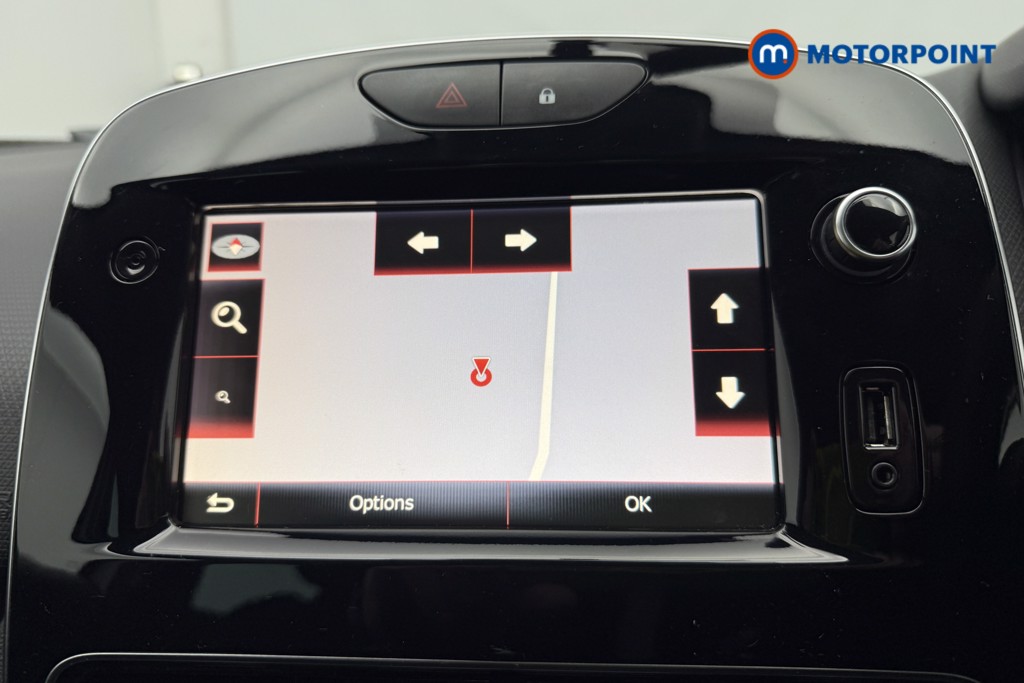 Renault Clio Iconic Manual Petrol Hatchback - Stock Number (1606982) - 2nd supplementary image