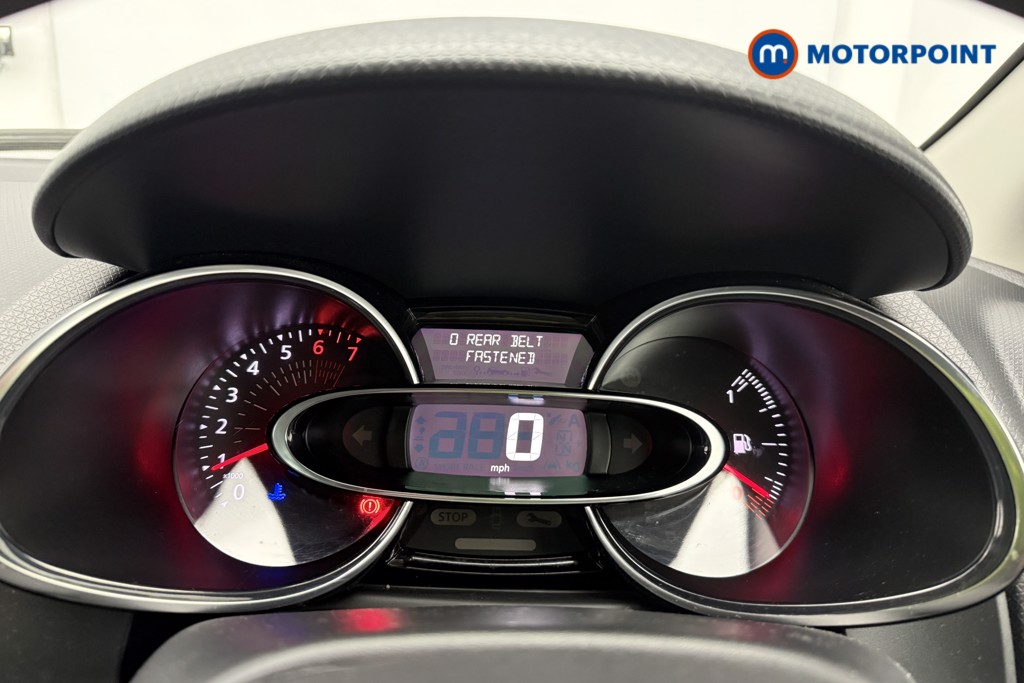 Renault Clio Iconic Manual Petrol Hatchback - Stock Number (1606982) - 6th supplementary image