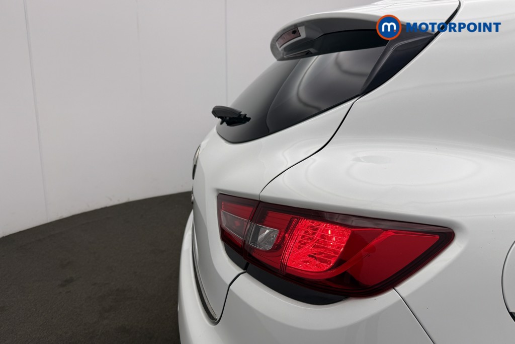 Renault Clio Iconic Manual Petrol Hatchback - Stock Number (1606982) - 25th supplementary image