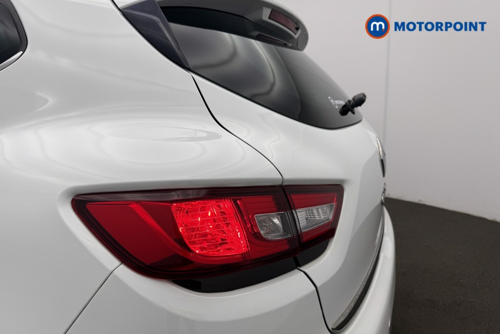 Renault Clio Iconic Manual Petrol Hatchback - Stock Number (1606982) - 26th supplementary image